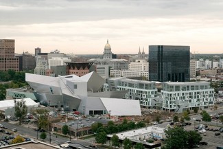 Źródło:www.daniel-libeskind.com/