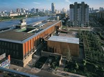 Muzeum Sztuki Współczesnej w Chinach w mieście Ningbo, fot.: Lv Hengzhong. Projekt laureata Nagrody Pritzkera 2012 - Wang Shu