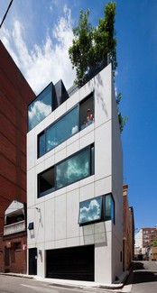 Small House w Australii - laureat WAF Award 2011 w kategorii Dom jednorodzinny, autor projektu: Domenic Alvaro z Australii