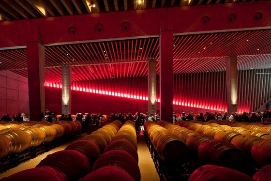 Winnica Faustino – Foster and Partners 