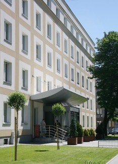 Realizacja - wejście, widok od ul. Ciołka